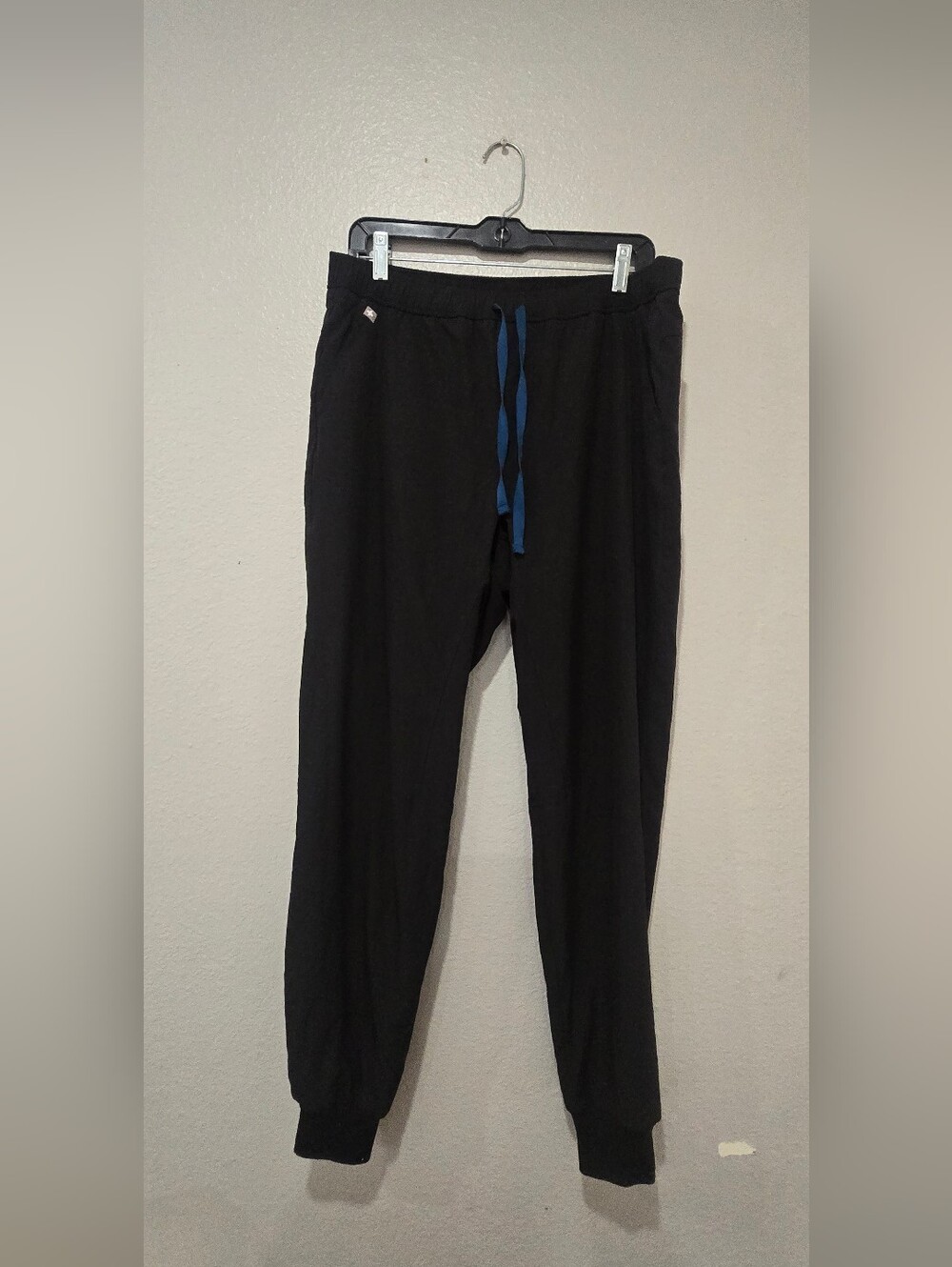 FIGS Mens Tansen FreeX Lined Black Jogger Scrub Pants Medium